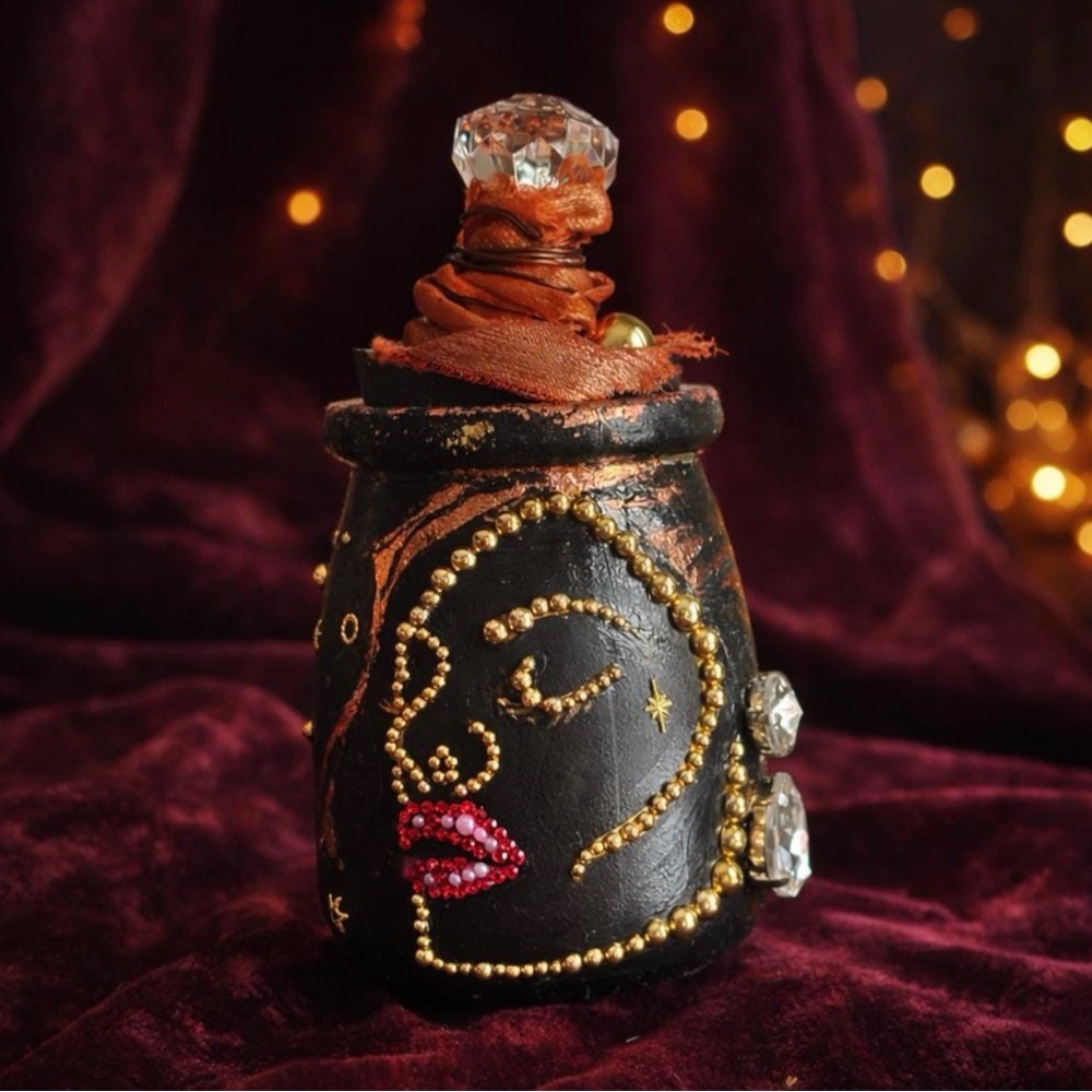 ✨ Bedazzled 7oz Boho Glam Jar – Gold & Copper Foil – Rhinestone Lips